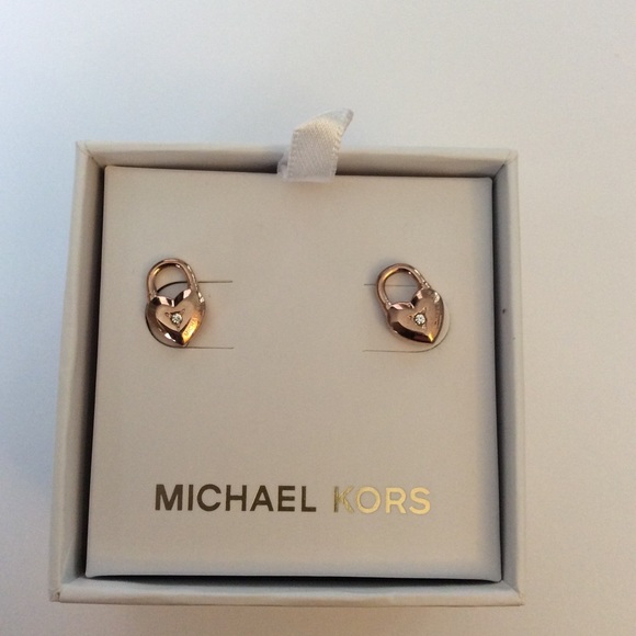 Authentic Michael Kors rose-gold plated heart  NEW - Picture 3 of 4